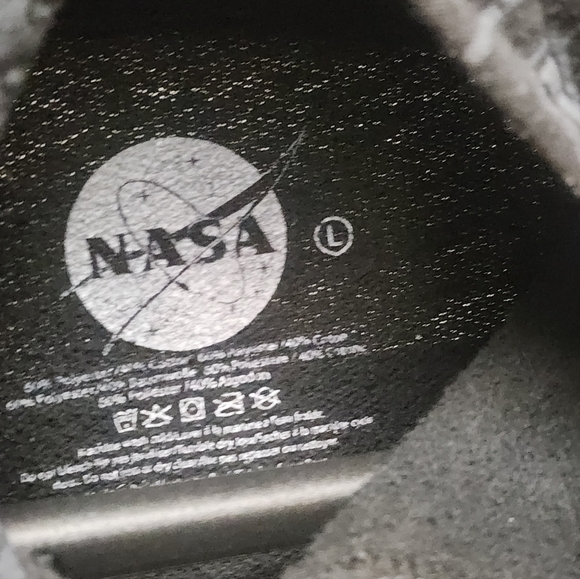 NASA Astronaut Hoodie Black Large Pullover W/English and Japanese Lettering - Picture 5 of 6